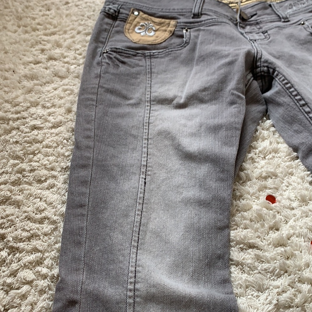 Dereon Collection - Picture 5 of 8